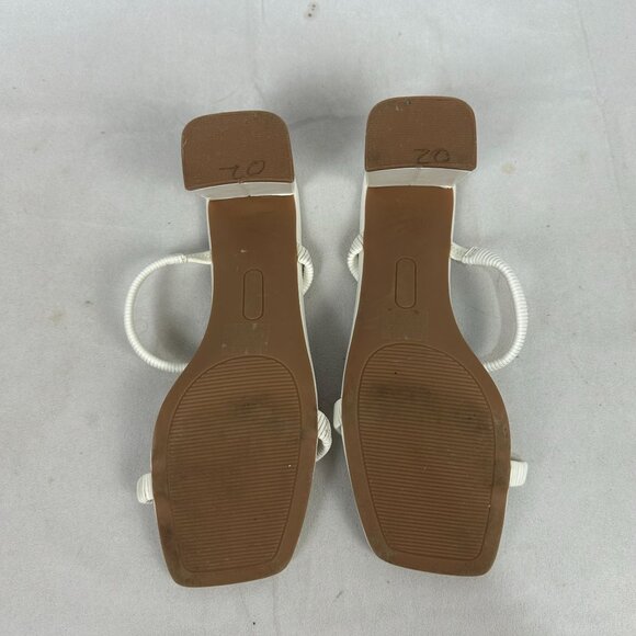 Crown & Ivy Womens Black & White Block Heel Sandals Size 10M - Picture 8 of 8